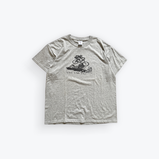 Vintage 00's Mountain Biking "Veni, Vidi, Vici" Shirt