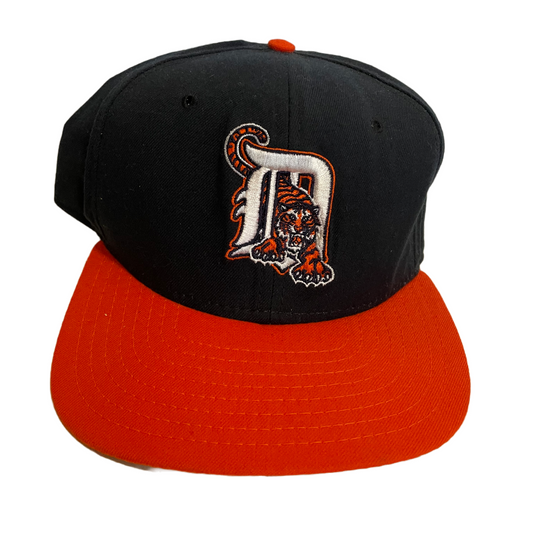 Vintage Detroit Tigers New Era 90s Snapback Hat
